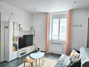 Appartement avec terrasse villa thermale